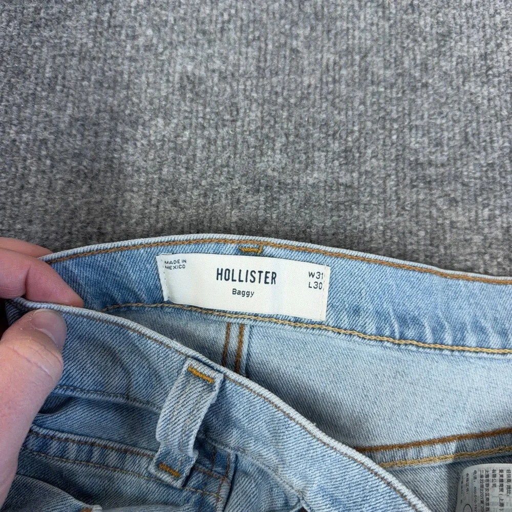 Hollister Baggy Jeans Men 31x30 Light Wash Carpenter Stretch Denim NEW